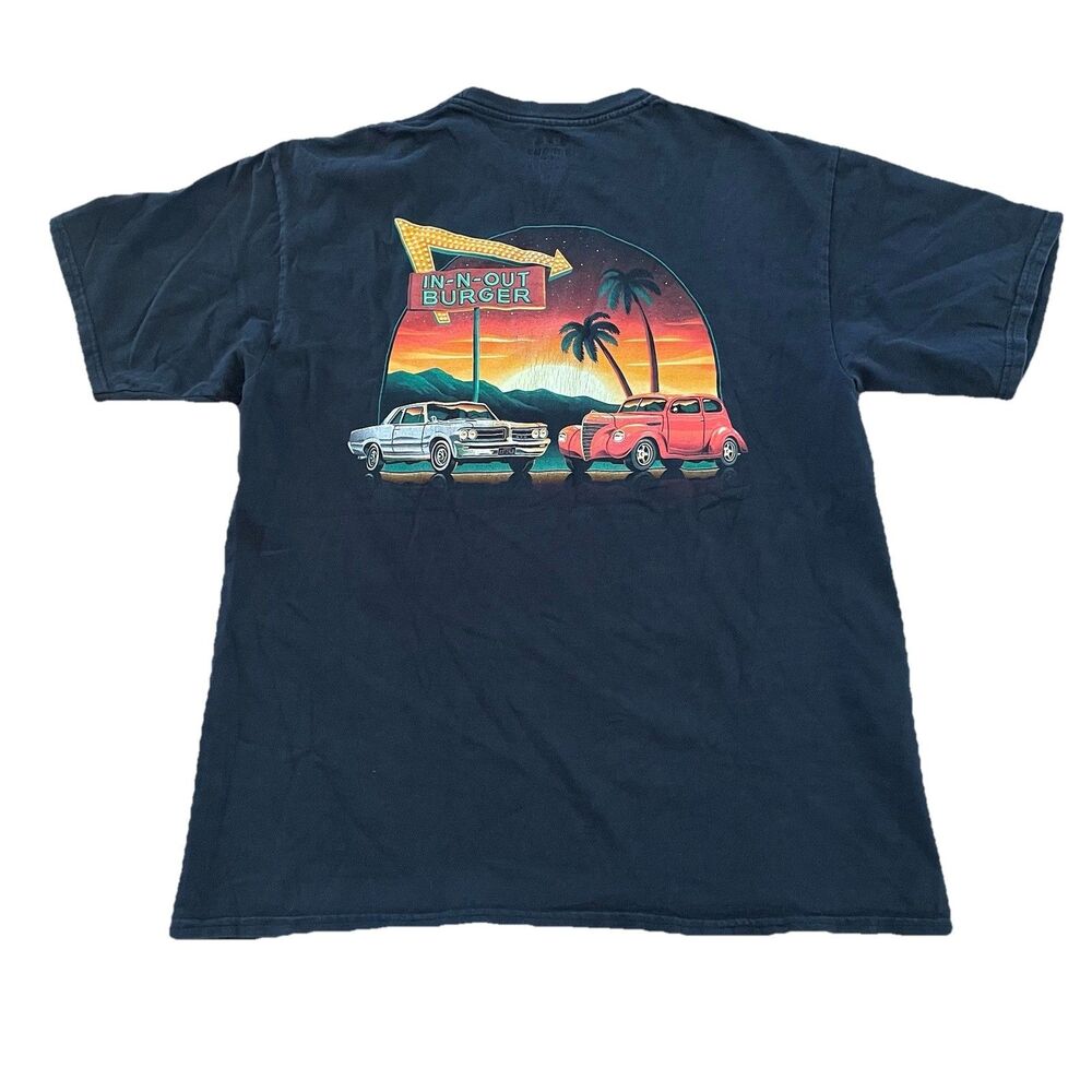 In-N-Out Burger Las Vegas T-Shirt Large Classic Black Vintage Cars Sunset